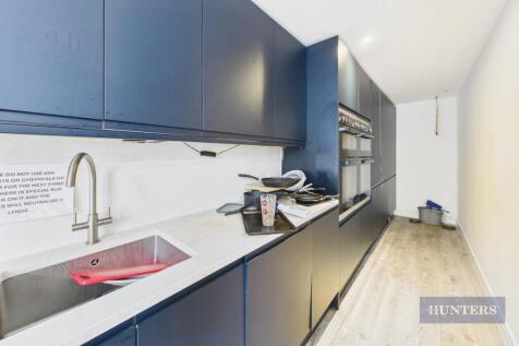 Kitchen 2.jpg