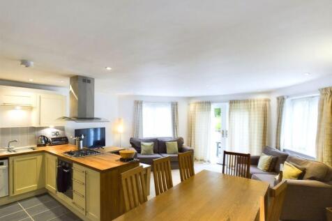 Open plan kitchen/living room