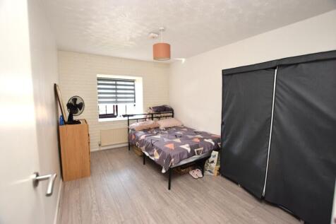 Dart Close, St. Ives photo 4
