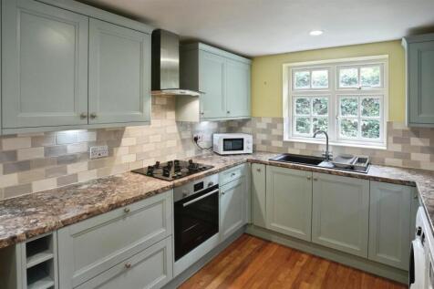 00176800--4726-A55C-B81B07E488FA-22198-000008A3D61