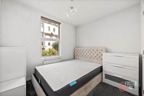 Whippingham Road, 22 (upstairs flat)-003.JPG