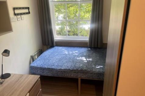 bedroom.jpg