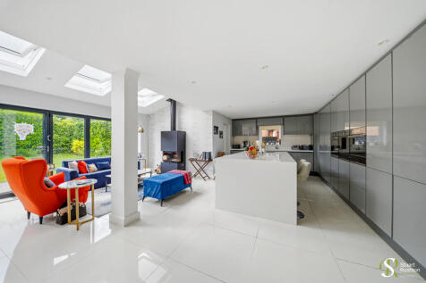 179 Ashworth Park...