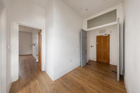 Adalaide Road, E10