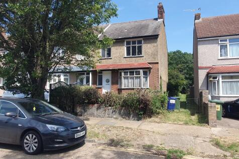 31 Rookery View, Grays, Essex, RM17 6AS
