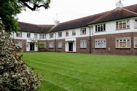 3 bed flat to rent