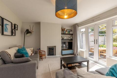 Nursery Gardens, Brentry Living Room 3.jpg