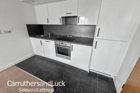 Open Plan Lounge / Kitchen