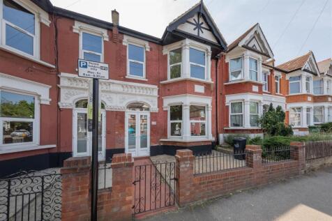 Hale End Road, E4