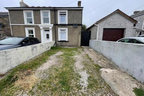 Camborne, TR14 - property photo