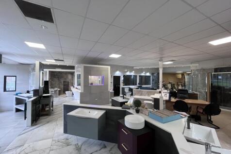 Showroom to rent Image 5