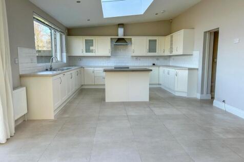 Plantation Stud Cottages, Snailwell, Suffolk, CB8 photo 5