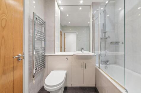 Apartment 4, The Edge 6.jpg