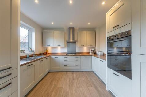 58 Woods Road-002.jpg