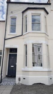 6-bed terraced on 28 Clarendon Street, Leamington Spa, £5,550/mo