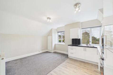 5 Trewartha Park, Weston-super-Mare, Somerset, BS23 photo 4