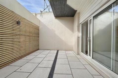 8 Marine Parade New external 1.jpg