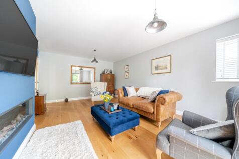 1294613-29-682ba095cc433-ARW-