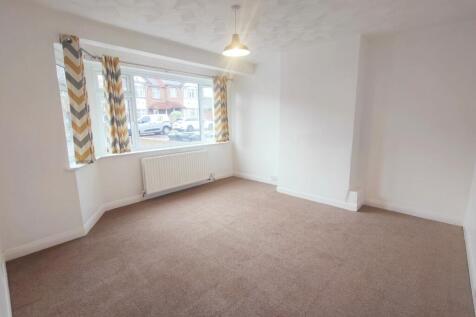 Gravesend, Kent, DA12 photo 3