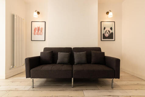 5 Gladstone Terrace Living Room 2