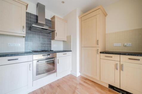 Kitchen 4.jpg