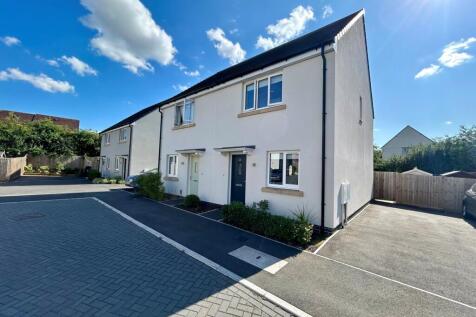 Yeovil, BA22 - property photo
