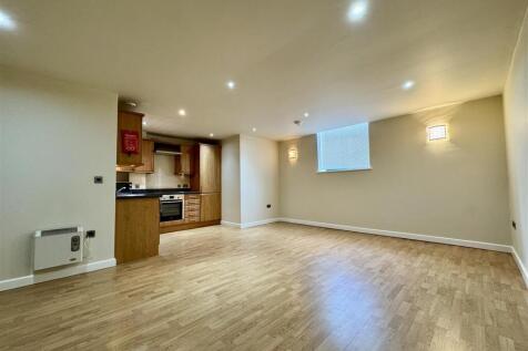 OPEN PLAN LIVING DINING KITCHEN