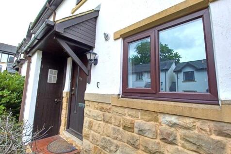 Oakhampton Court, Park Avenue, Roundhay, Leeds, LS8 photo 3