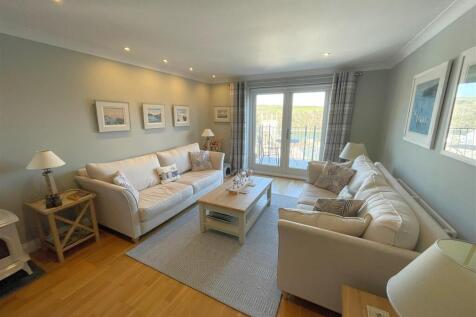 sitting room .jpg