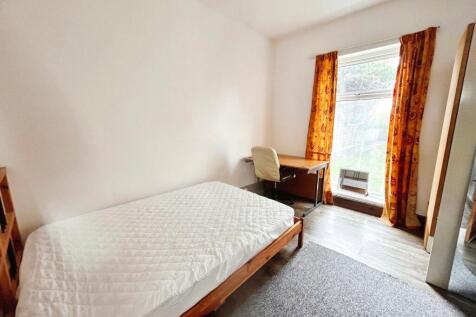 Royle Street, Manchester, Greater Manchester, M14 photo 5