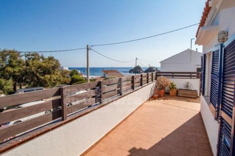 Villa with sea view in Sa Mesquida