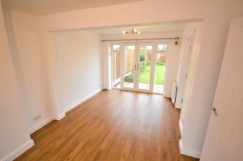 Hartington Road, Heald Green, SK8 photo 3