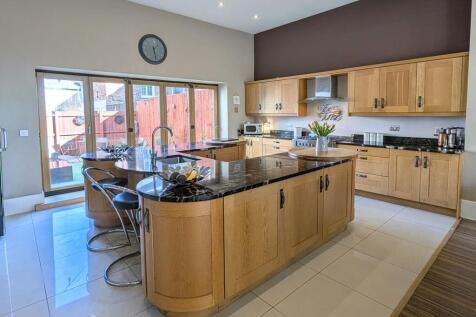 Kitchen/Diner/Family Room