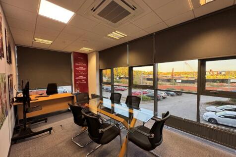 Office for sale Image 11