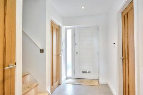 Entrance Hall_1.jpeg