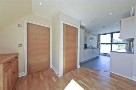 Living room/ kitchen