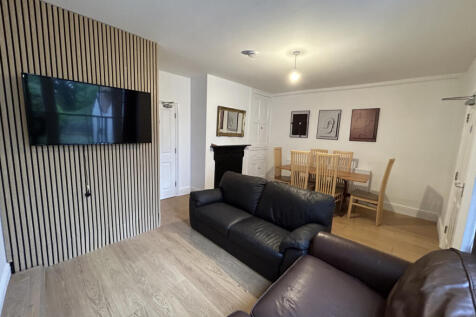 6 Bed House
