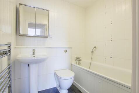 Bathroom.jpg