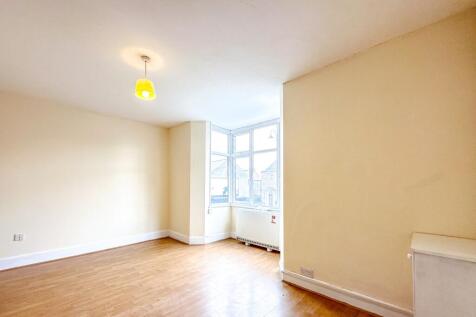 St Albans Road, Watford, WD24 photo 3
