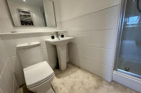 En Suite Shower Room/WC