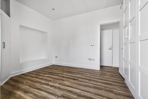 flat2-1heywoodrd-13.jpg