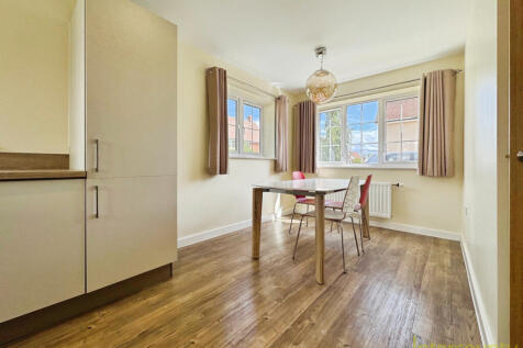 Turner Close, Elsenham, Bishop's Stortford, Essex, CM22 photo 4