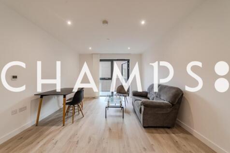 1 bedroom flat for rent in Woodberry Down, London