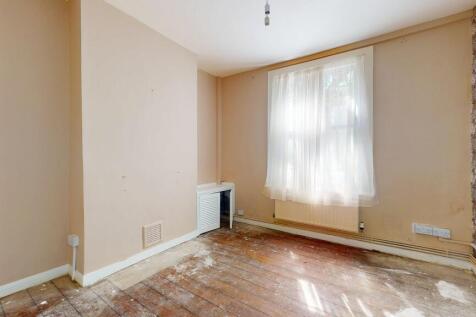 82A Grantley Street, Bethnal Green, London, E1 4BT