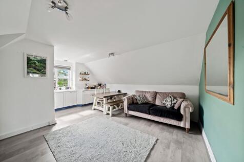 Living / Kitchen / Dining