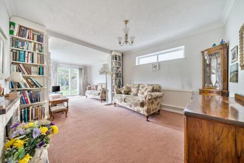 Sitting/Family Room