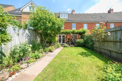 Davidson Frost-Wellings, DFW, Chambers Walk, Stanm