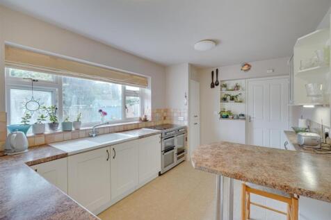 12 Wyndham Way, Newmarket --6.jpg