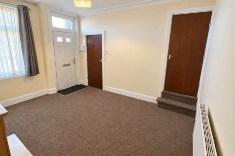 Cleveleys Avenue, Holbeck, Leeds, LS11 0AH photo 5