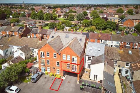 5 Harborough Place, Rushden NN 10 0NA-15 2.jpg
